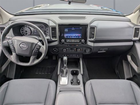 Used 2024 Nissan Frontier SV w/ Hardbody Edition image 25