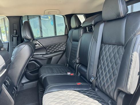 Used 2022 Mitsubishi Outlander SEL AWD/4WD image 13