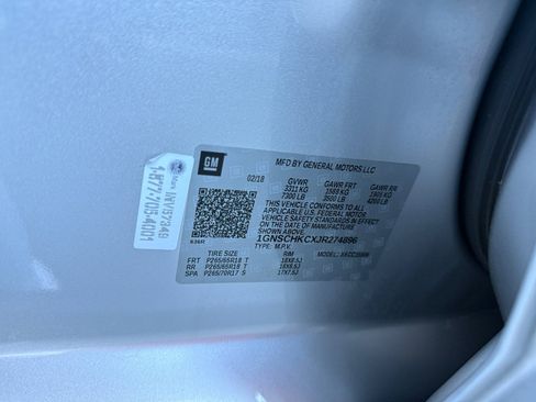 Used 2018 Chevrolet Suburban LT image 23