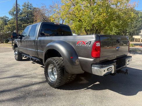 Used 2015 Ford F350 Lariat w/ Lariat Interior Package AWD/4WD image 7