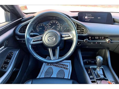 Used 2021 MAZDA MAZDA3 s image 6