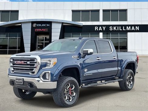 Used 2019 GMC Sierra 1500 SLT w/ SLT Premium Plus Package image 3