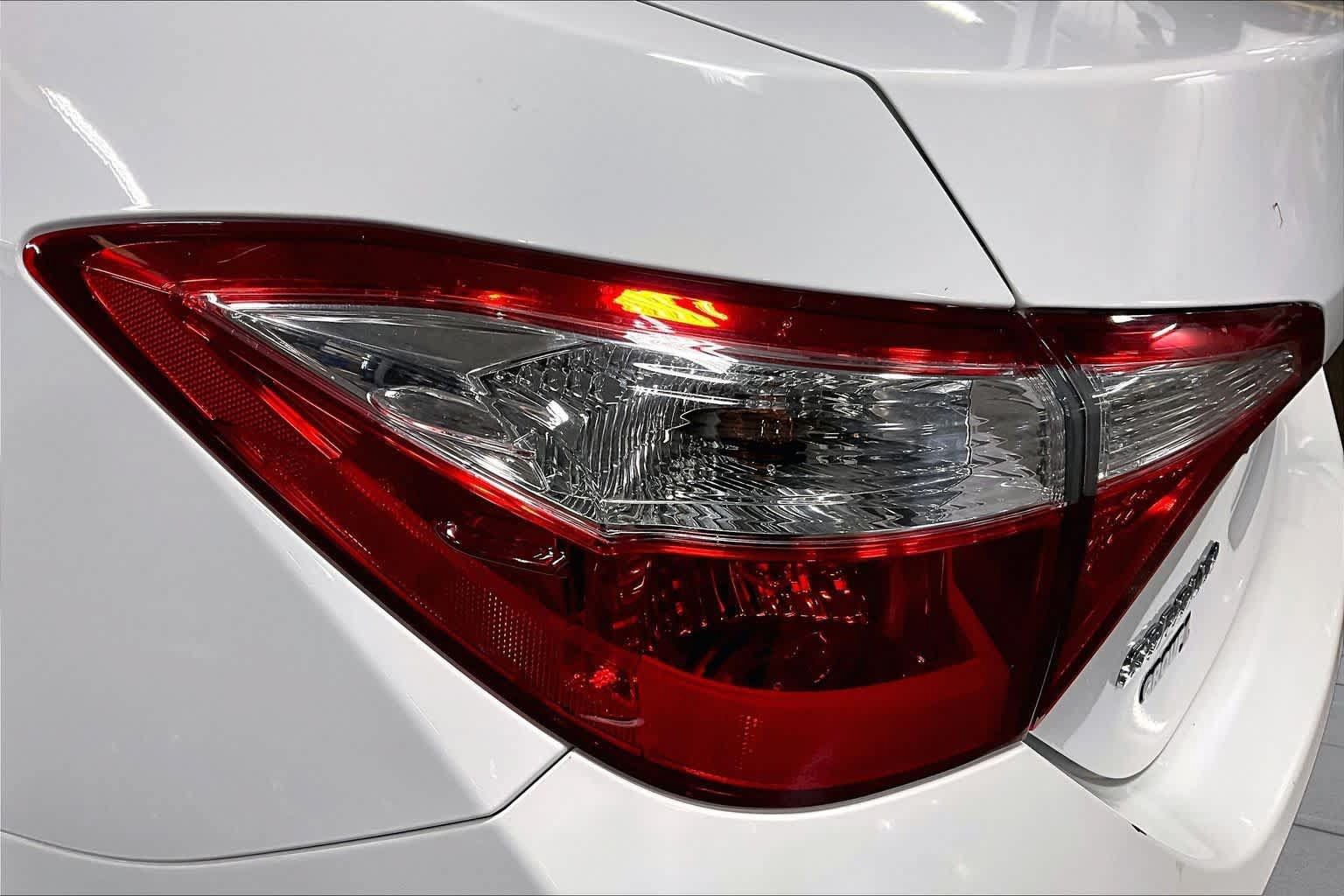 Used 2016 Toyota Corolla L FWD image 26