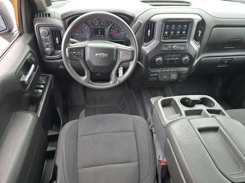 Used 2019 Chevrolet Silverado 1500 Custom Trail Boss AWD/4WD image 26