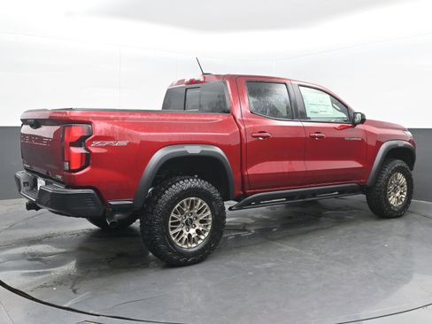 New 2026 Chevrolet Colorado ZR2 w/ Technology Package AWD/4WD image 9