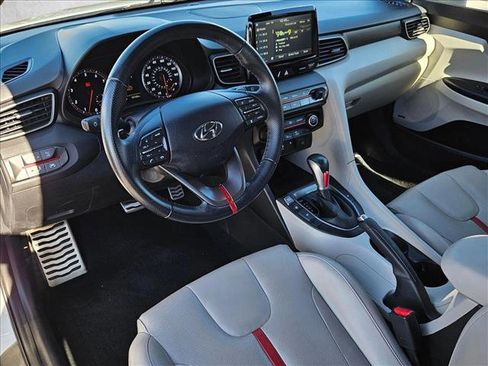 Used 2019 Hyundai Veloster Turbo Ultimate image 10