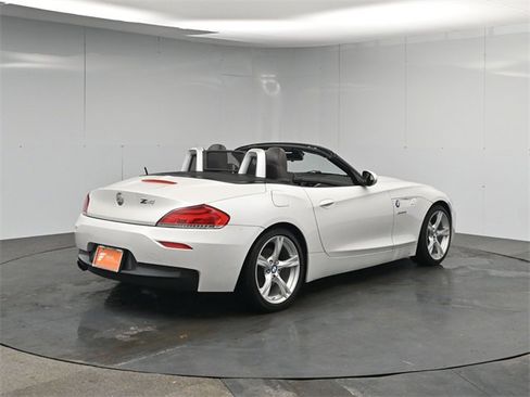 Used 2012 BMW Z4 sDrive28i image 5