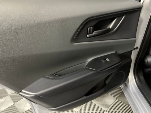 Used 2025 Toyota Prius LE image 26