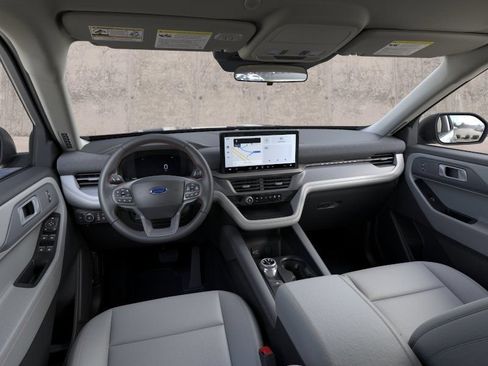 New 2026 Ford Explorer Active w/ Active Comfort Package RWD image 9