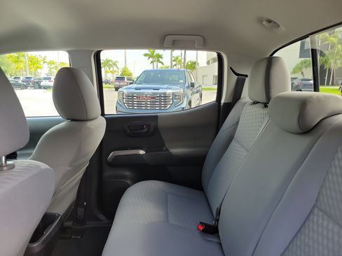 Used 2021 Toyota Tacoma SR5 RWD image 13