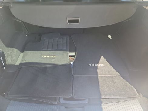 Certified 2021 Nissan Rogue SL w/ Premium Package FWD image 12