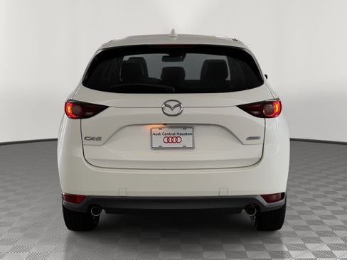 Used 2018 MAZDA CX-5 Touring w/ Preferred Equipment Package FWD image 10