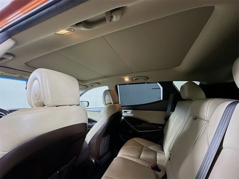 Used 2018 Hyundai Santa Fe Sport w/ 2.4L Tech Package 04 image 12