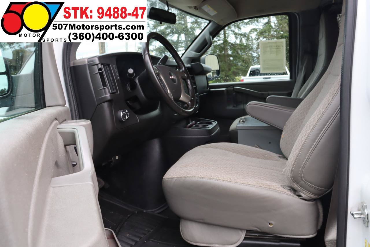 Used 2016 GMC Savana 3500 RWD image 15