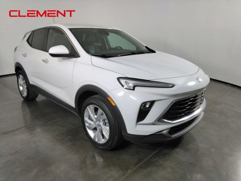 Used 2024 Buick Encore GX Preferred FWD image 3