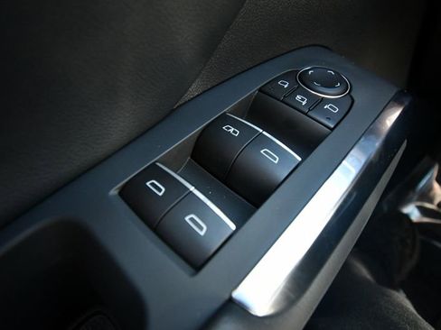 New 2026 Chevrolet Traverse RS AWD/4WD image 19