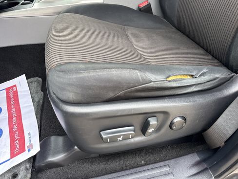 Used 2012 Toyota 4Runner SR5 RWD image 12
