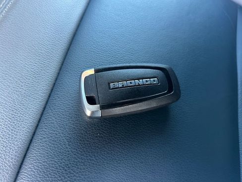 Used 2024 Ford Bronco Outer Banks image 33