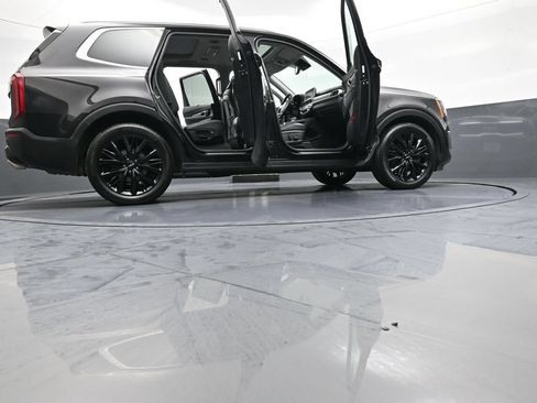 Certified 2022 Kia Telluride SX w/ SX Prestige Package AWD/4WD image 50