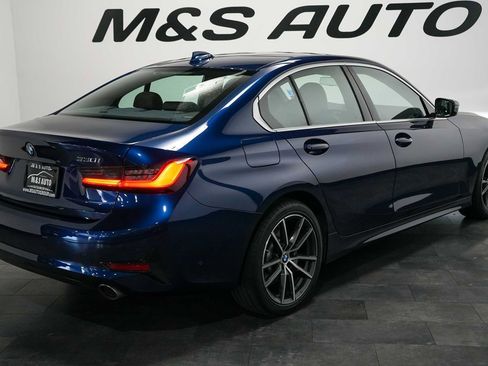 Used 2020 BMW 330i Sedan w/ Premium Package RWD image 5