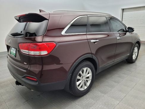 Used 2016 Kia Sorento AWD w/ LX Convenience Package image 9