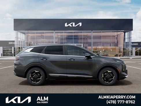 New 2026 Kia Sportage EX FWD image 7