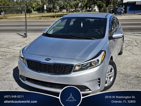 Used 2017 Kia Forte LX image 1