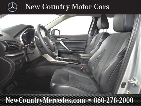 Used 2022 Mitsubishi Eclipse Cross SE image 12