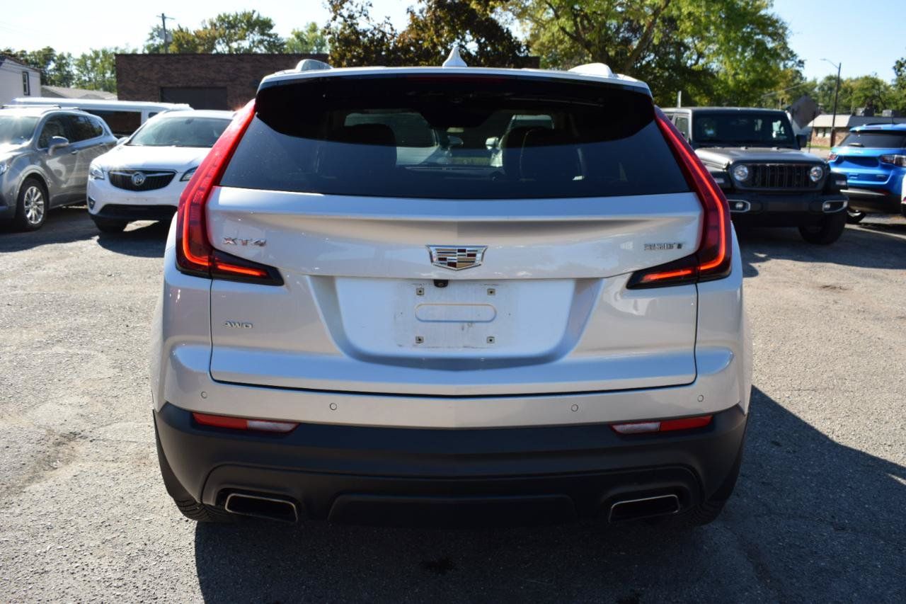 Used 2022 Cadillac XT4 Luxury w/ Cold Weather Package AWD/4WD image 7