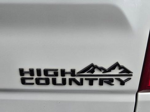 Used 2021 Chevrolet Silverado 1500 High Country w/ Safety Package II image 19