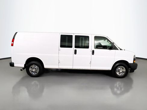 Used 2021 Chevrolet Express 2500 Extended w/ Communications Package RWD image 3