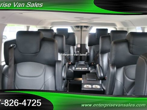 Used 2023 Ford Transit 350 XLT RWD image 2
