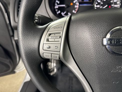 Used 2016 Nissan Altima 2.5 S w/ Power Driver Seat Package image 11