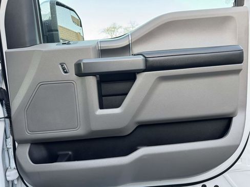 Used 2018 Ford F150 XLT w/ Equipment Group 302A Luxury image 30