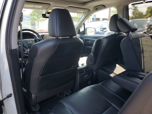 Used 2021 Honda Pilot Special Edition image 13