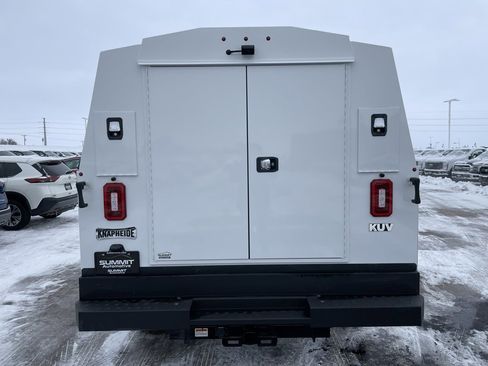 New 2026 Ford F350 XL w/ XL Chrome Package image 31