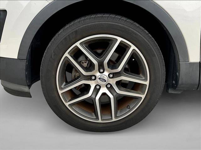 Used 2017 Ford Explorer Sport AWD/4WD image 8