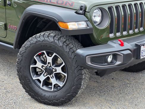 Used 2021 Jeep Wrangler Unlimited Rubicon AWD/4WD image 9