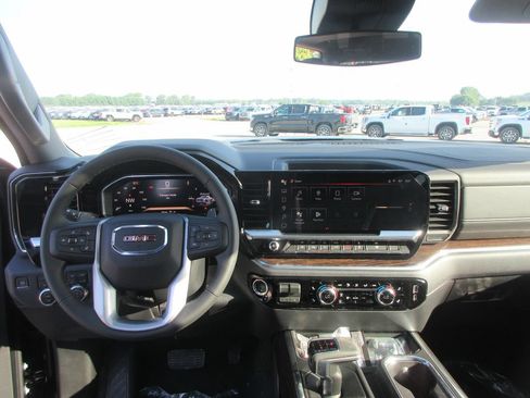 New 2026 GMC Sierra 1500 Elevation w/ Elevation Premium Package AWD/4WD image 19
