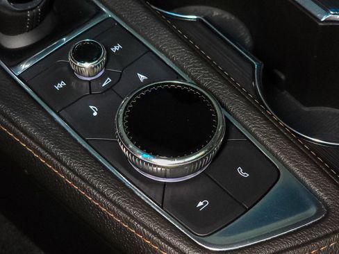 Used 2020 Cadillac CT4 V w/ Climate Package image 38