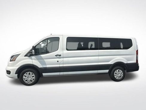 Used 2023 Ford Transit 350 XLT RWD image 2