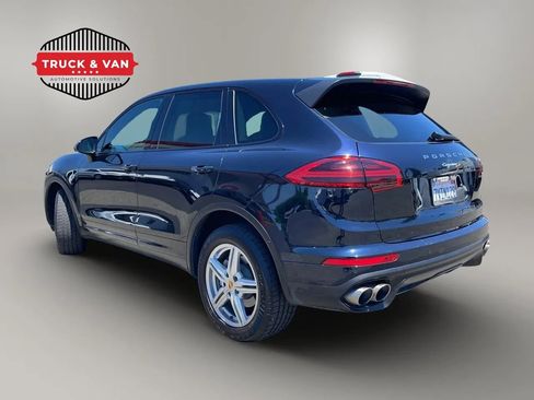 Used 2016 Porsche Cayenne S AWD/4WD image 4