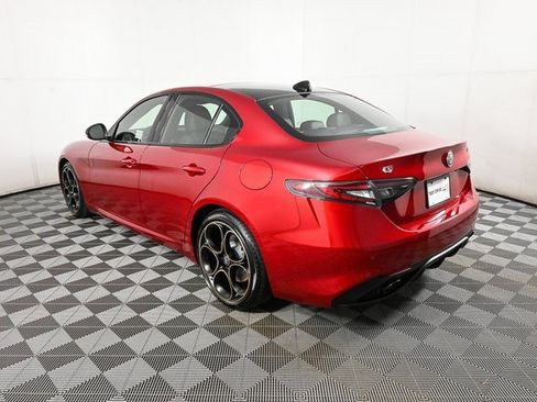 New 2025 Alfa Romeo Giulia w/ Driving Assist Package image 7