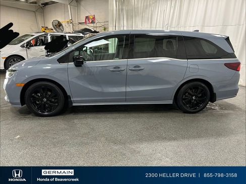 Used 2024 Honda Odyssey Sport image 5