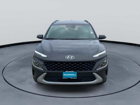 Used 2023 Hyundai Kona SEL FWD image 3