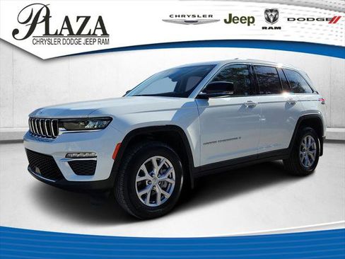 Certified 2022 Jeep Grand Cherokee Limited w/ MOPAR Finishing Package image 1