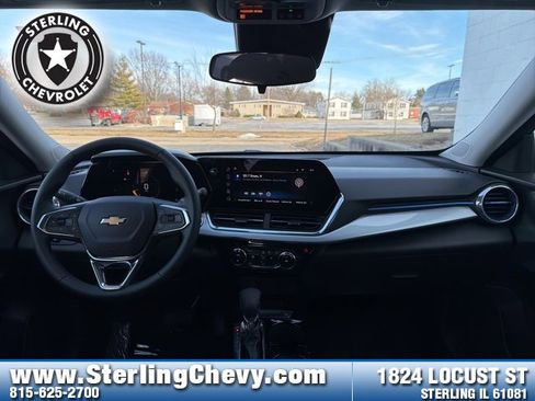 New 2026 Chevrolet Trax LT w/ LT Convenience Package image 9