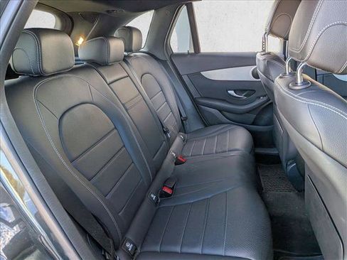 Used 2022 Mercedes-Benz GLC 300 GLC 300 image 17