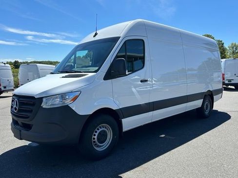 New 2025 Mercedes-Benz Sprinter 2500 image 3