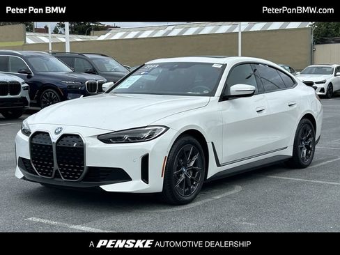 Used 2023 BMW i4 eDrive35 w/ Premium Package RWD image 1